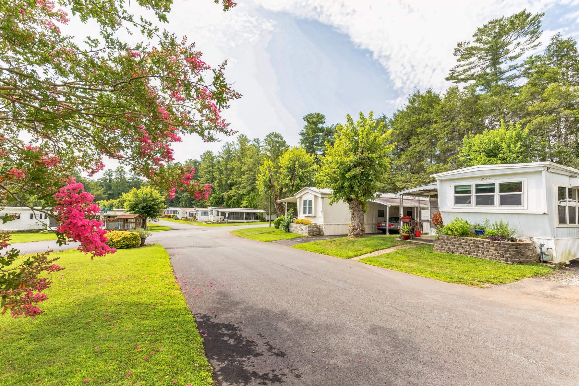 emeraldarbor-exterior-hendersonville-nc-24