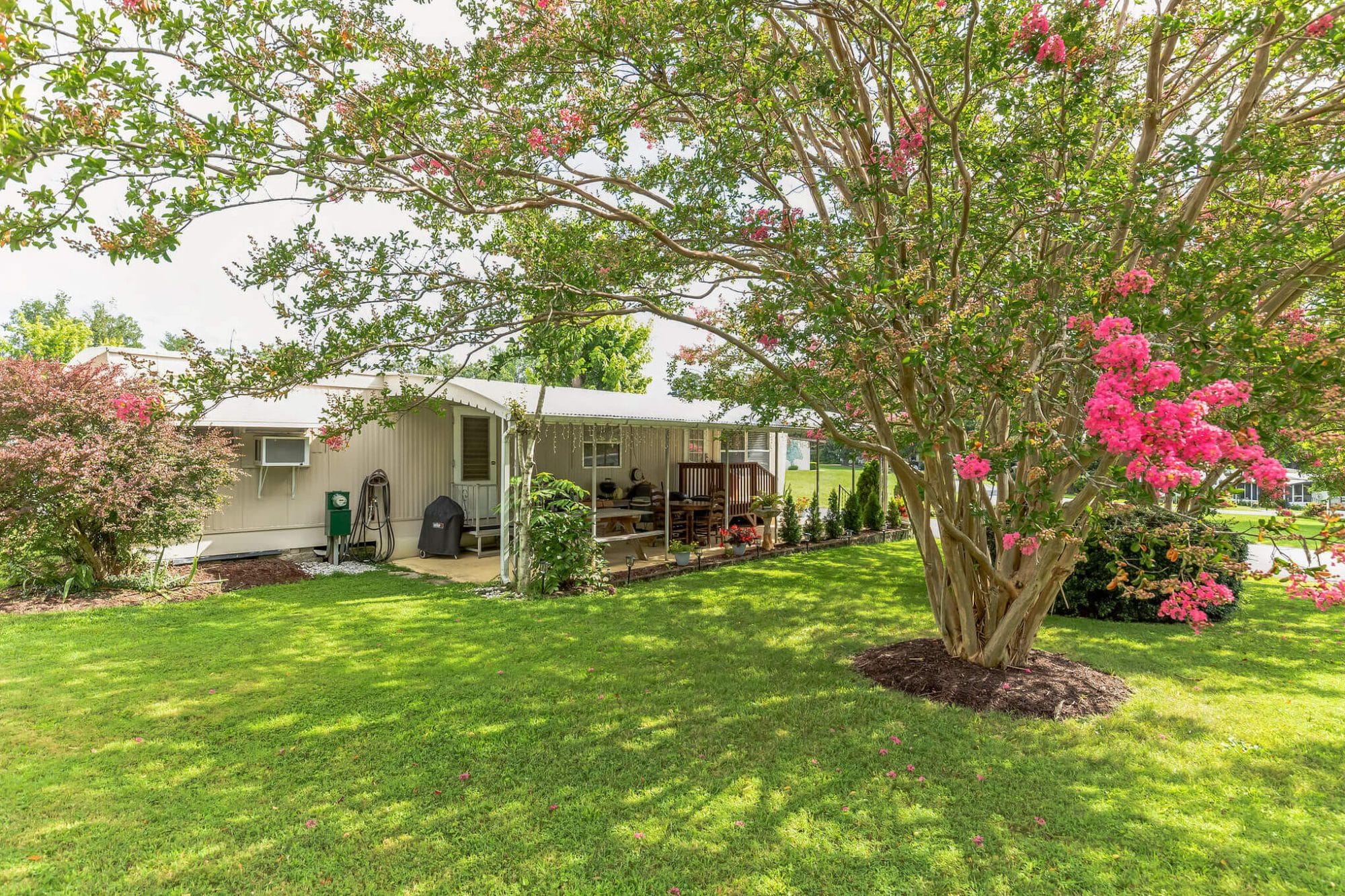 emeraldarbor-exterior-hendersonville-nc-25